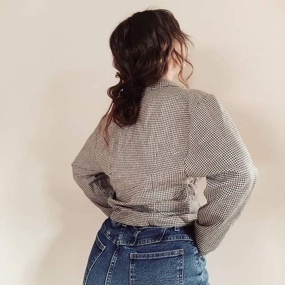 B&W Cropped Vintage Blazer - Picture 5 of 6